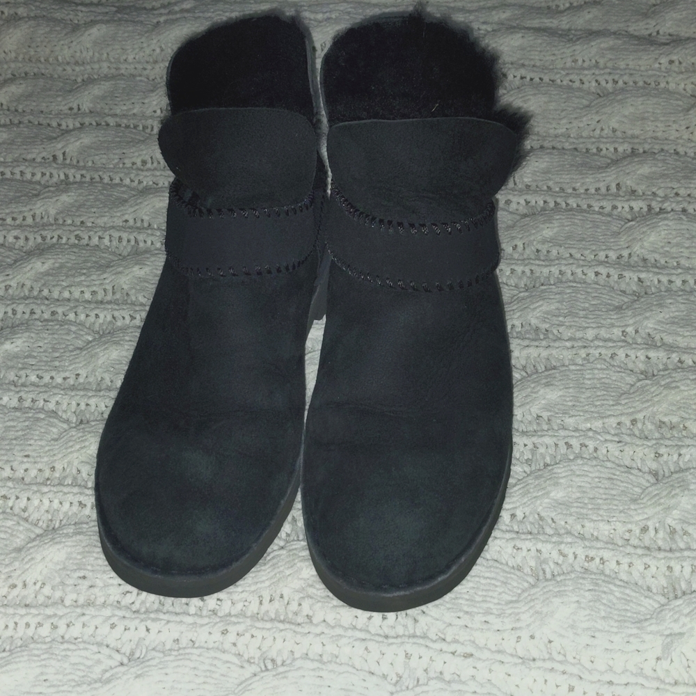 UGG McKay Ankle Boots